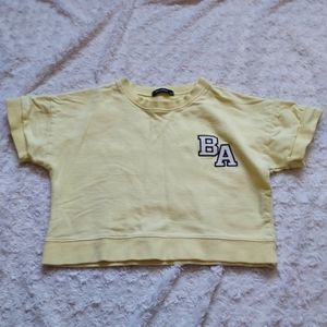 Big Apple Spring Yellow crop top 8-10 (140)